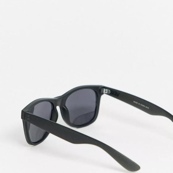 Vans Spicoli Flat Sunglasses - Picture 6 of 10